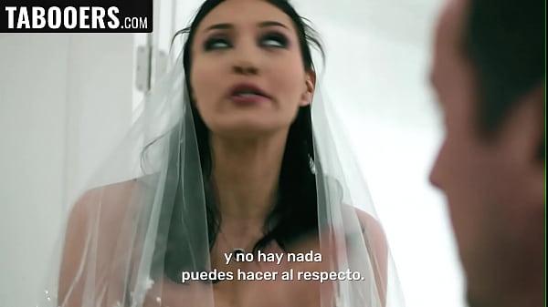 "Want you hardly cut my fucking dress?!" - Brie Roye